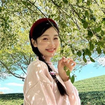 吉尔达生活 海报