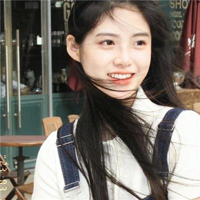 秋丰满月时 海报